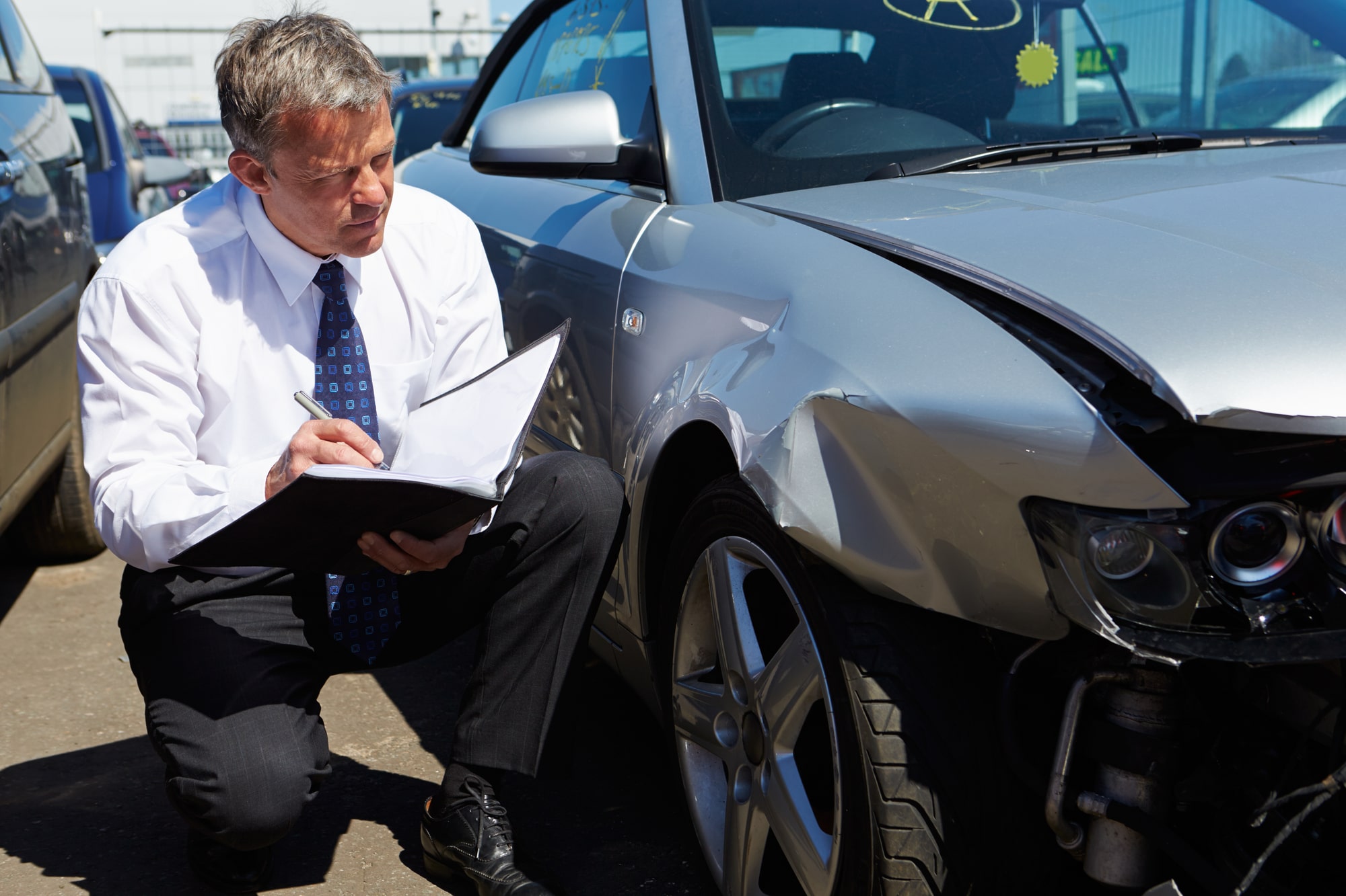 The Proper Way to Communicate with an Auto Insurance Claims Adjuster
